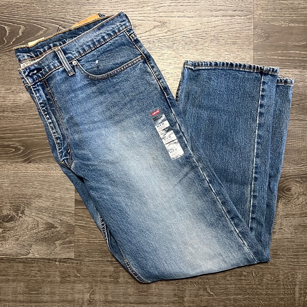 Men’s straight leg jeans